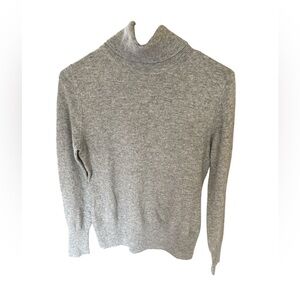 Neiman Marcus Turtle Neck Sweater 100% Cashmere-Size M